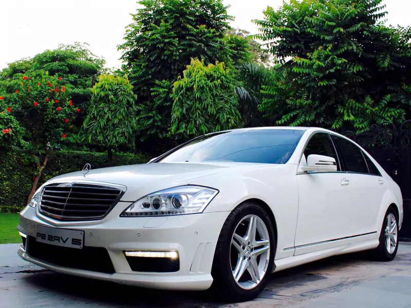 Luxury Car Rental