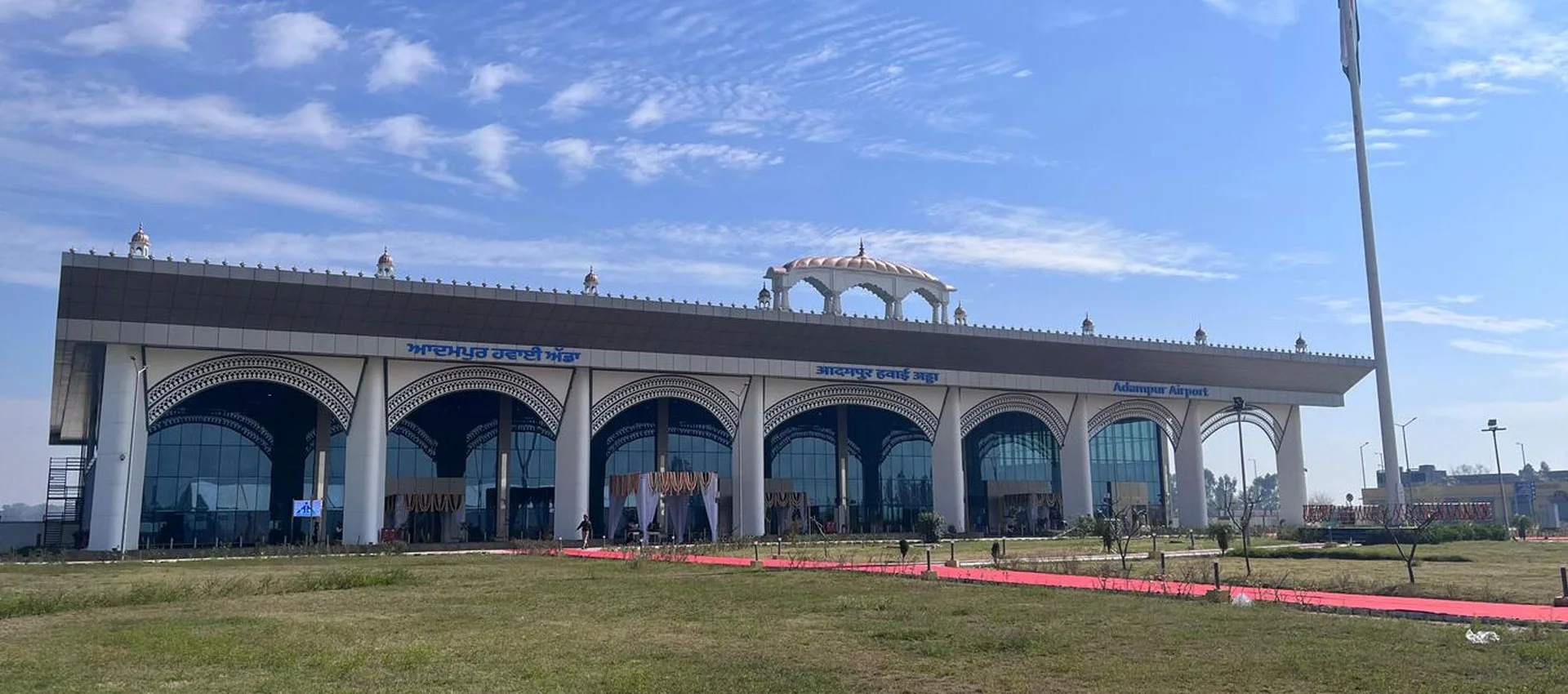 Delhi Airport to Jalandhar Taxi