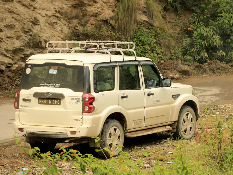 mahindra Scorpio 4x4 on Rent for Hill Station